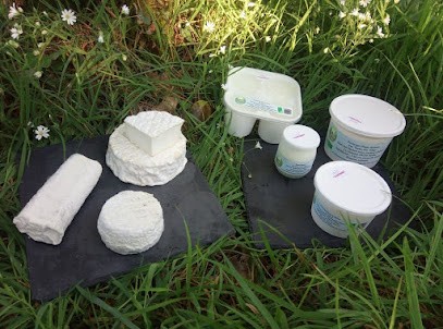 Les Vaches nous rendent Chèvres, Ferme Bio à Molac